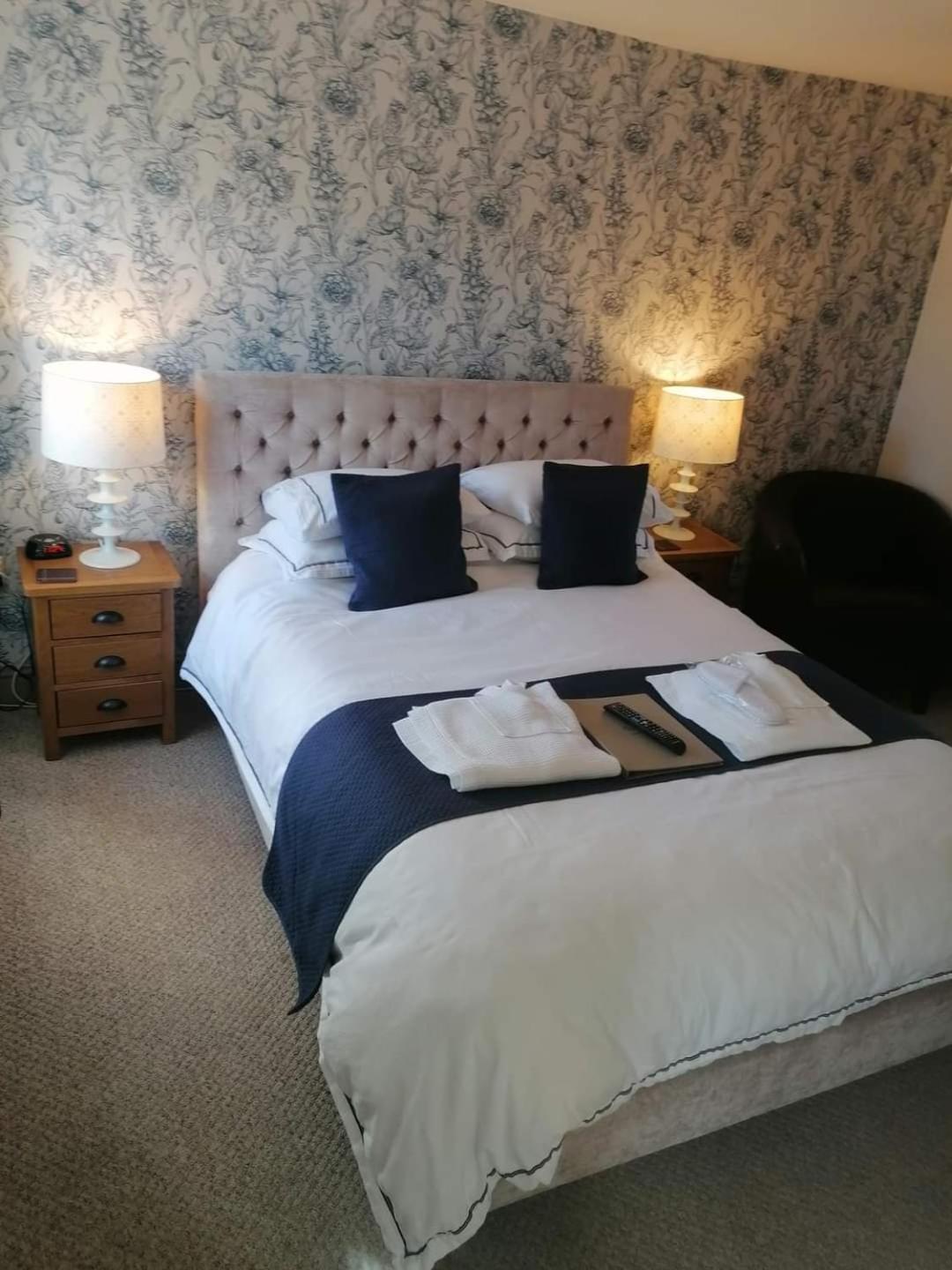 Meadow View Hotel Wighton Room photo
